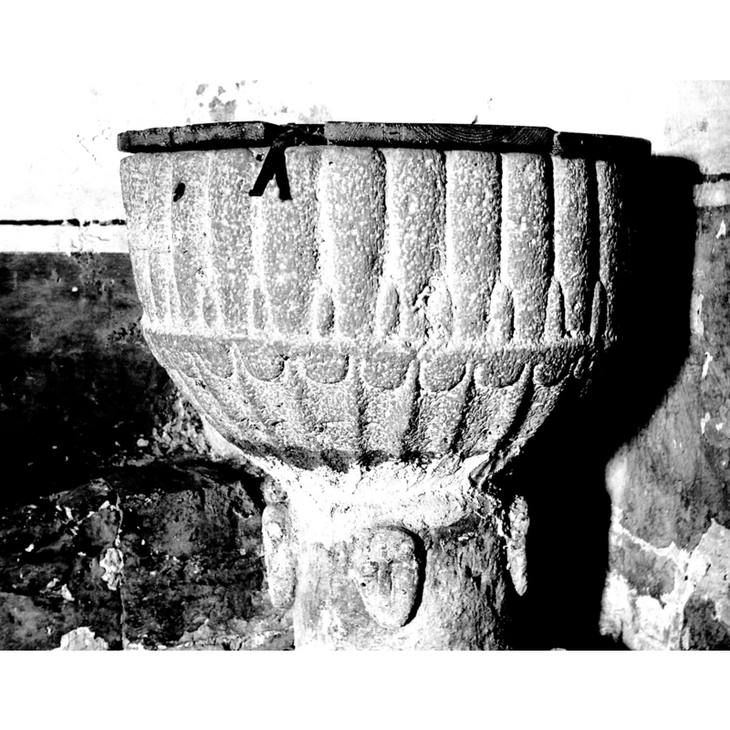 [NB: This is wrongly labelled in the Archivo Uranga as the font at ELIA]