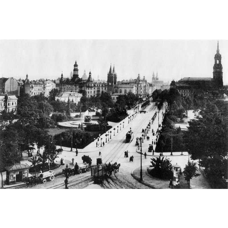 Albertplatz in the foreground; Hauptstrasse diagonally through the centre; Dreikönigskirche at the back, right side; ca.1905