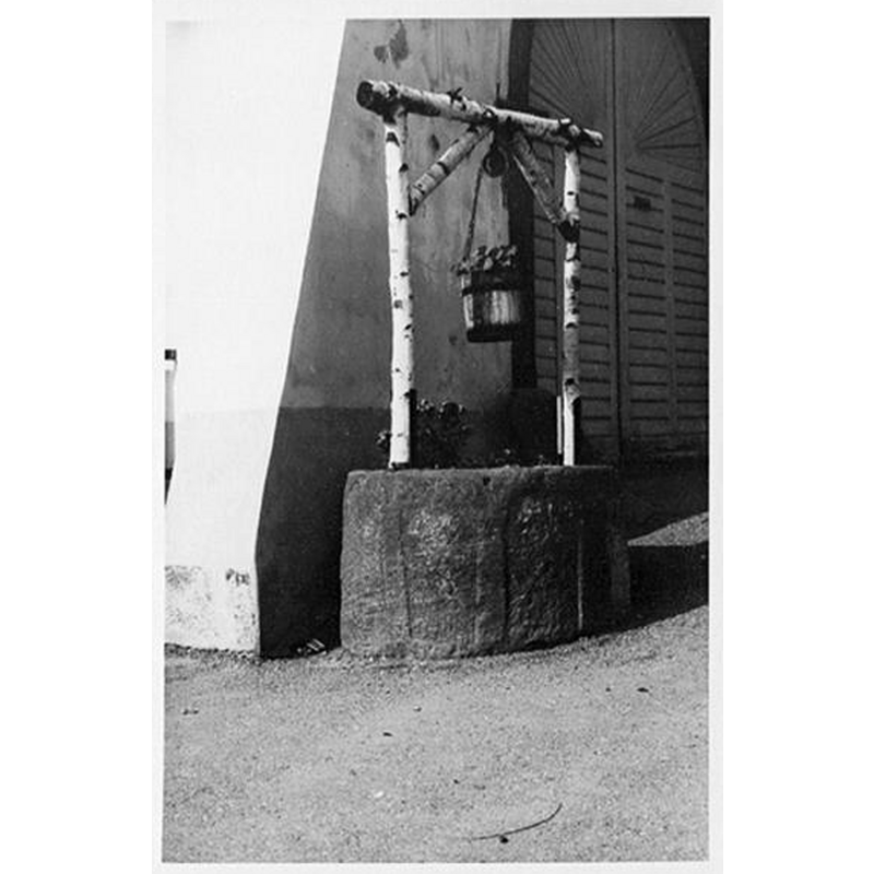 this is probably the earliest of the two old images we were able to access; it shows the old basin set up as well-head, but obviously not connected to any well in its quaint 'attire'