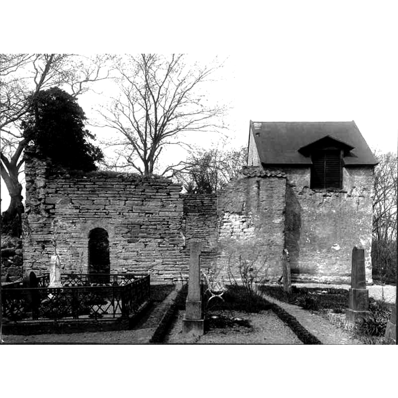 the ruins of Borrie church just before its restoration in 1928-1929