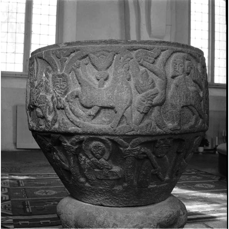 [L->R]: Christ in Majesty(?) - bishop(?) with staff