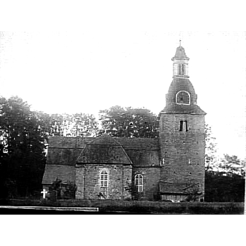 Source caption: "Synnerby kyrka gamla kyrka i Västergötland och Skara kommun i Västragötalands län i Sverige. Byggd på medeltiden, ombyggd till korskyrka 1754, eldhärjad 1770, riven 1905."