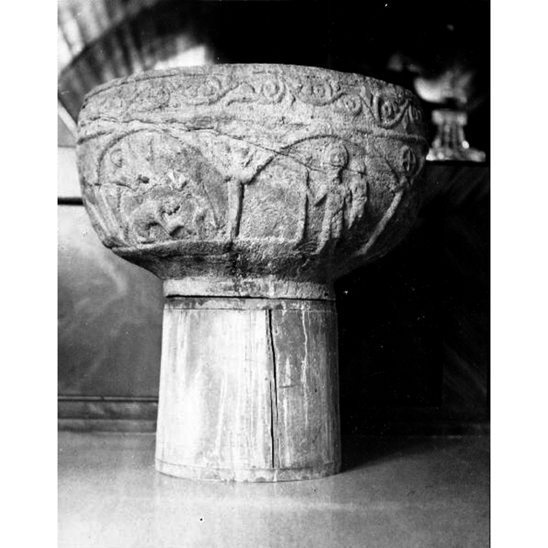 the base on which the basin is raised here is not the original one; the original one was probably made up of a round stem and a circular lower base