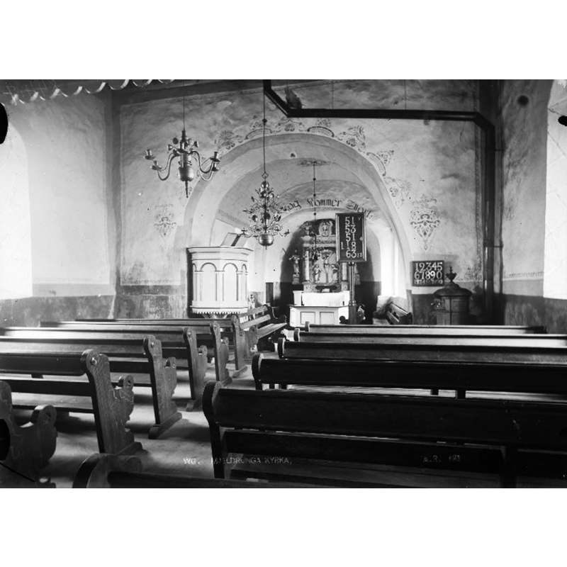 photograph taken before the 1940 restoration