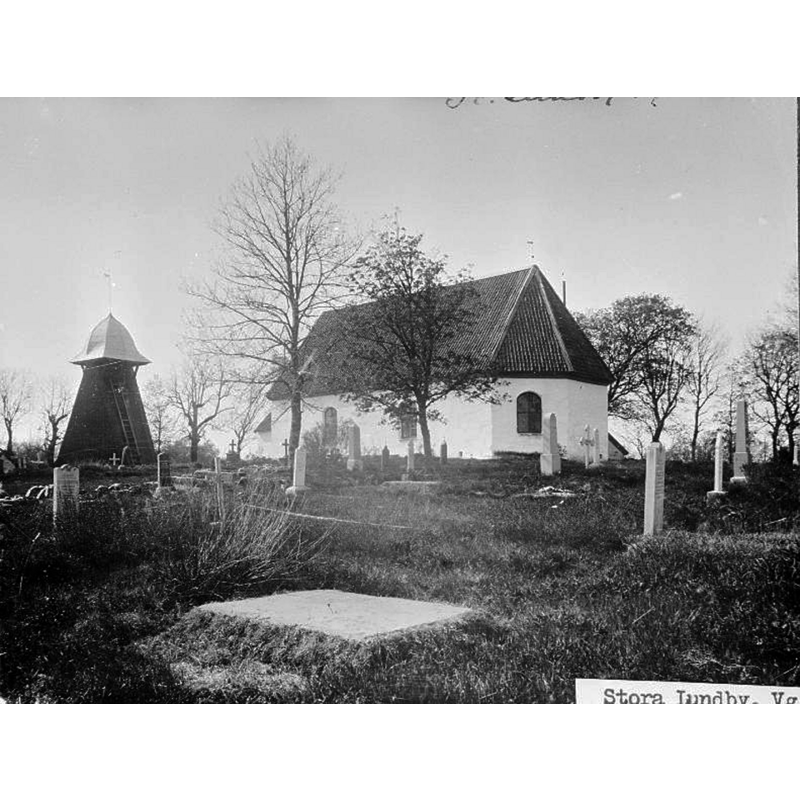 the belfry dated from 1722; the main body of the church was a 1728 re-building of the medieval church here