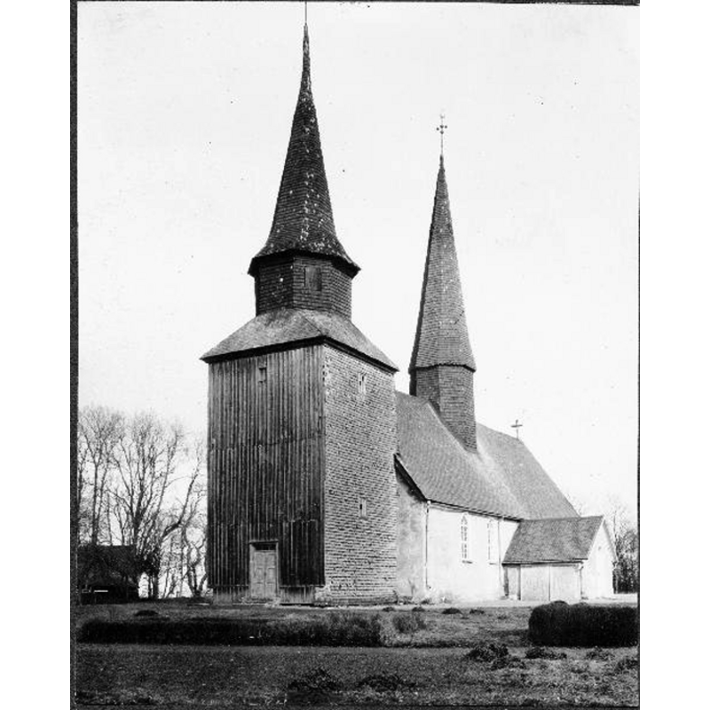 Source caption: "Levene kyrka [...] Kyrkan från sydväst."