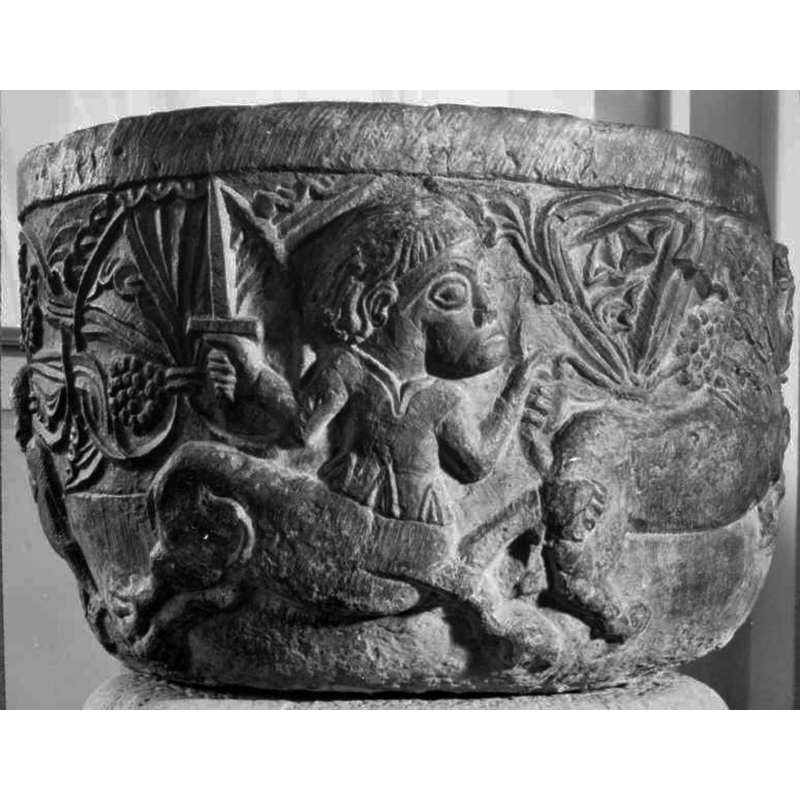 Source caption: "Glostorps kyrka [...] Dopfunt av sandsten, detalj."