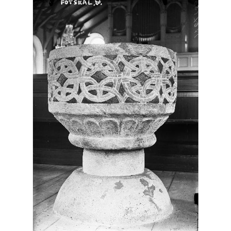 appears to be part of the basin block