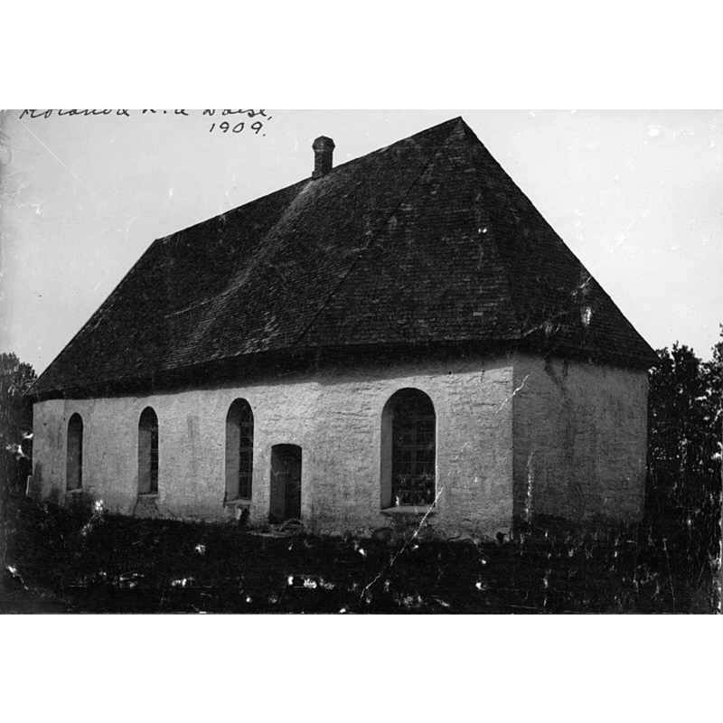 Source caption: "Rölanda kyrka [...] Kyrkan från sydöst."