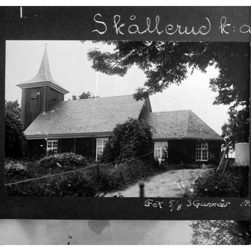 Source caption; "Skålleruds kyrka [...] Kyrkan från söder."