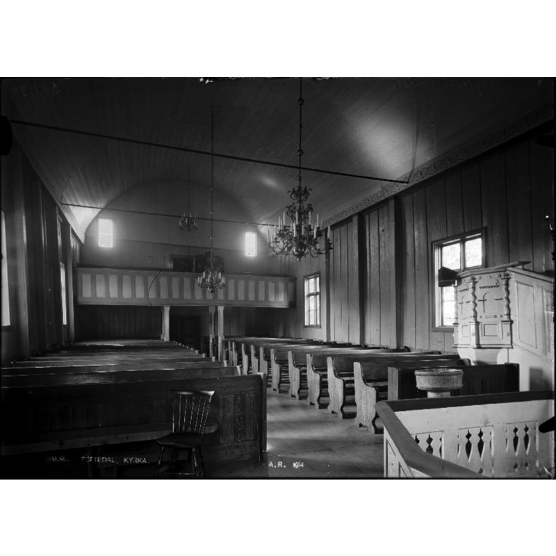 Source caption: "Töftedals kyrka [...] Interiör mot väster."