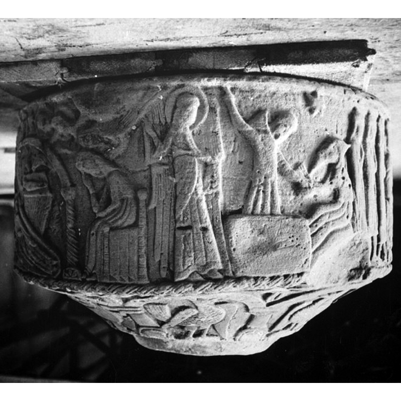 [NB: the image was inverted in the source; the photograph was taken with the basin upside down]