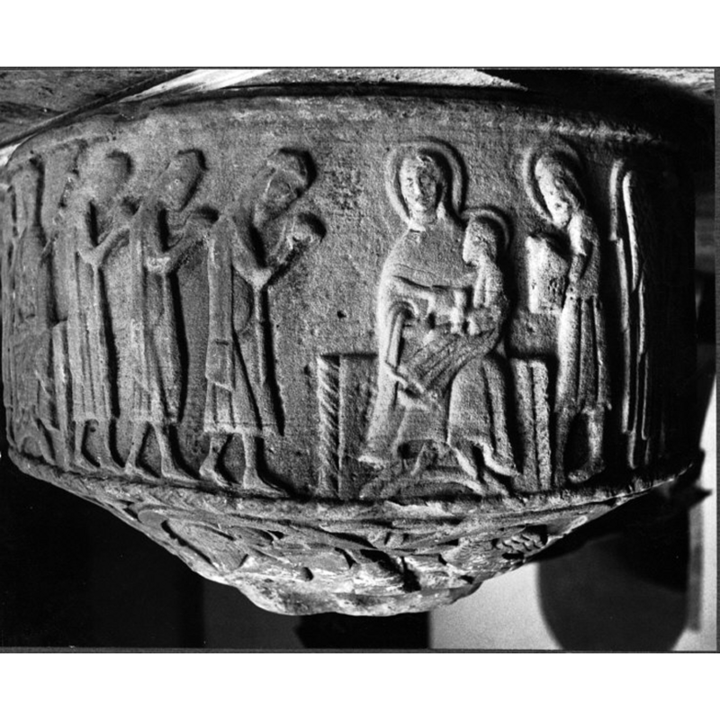 [NB: the image was inverted in the source; the photograph was taken with the basin upside down]