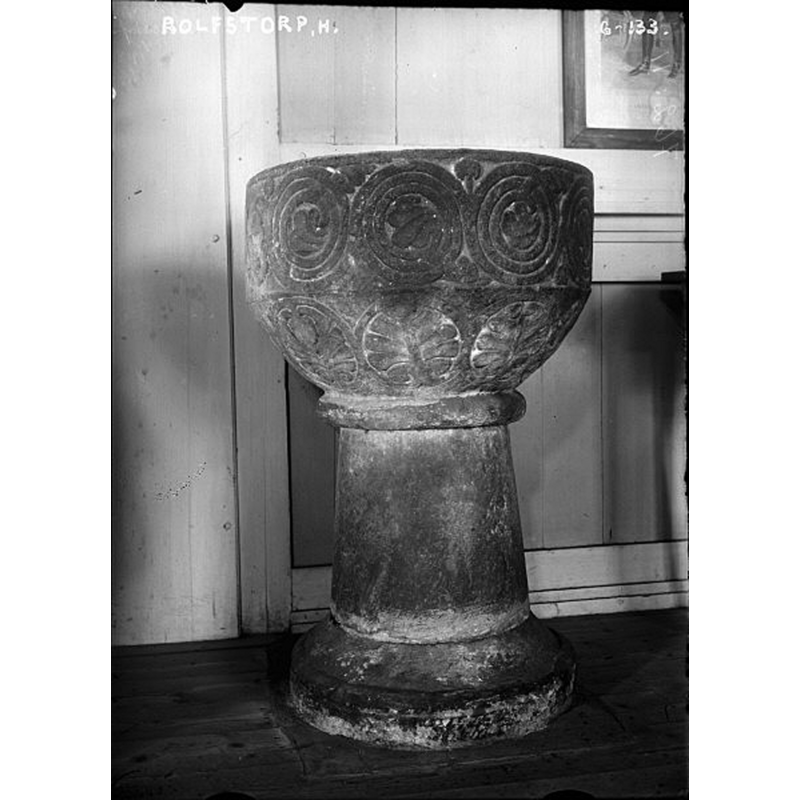 eight large ones [Tree of Life?] share the underbowl with one cross symbol