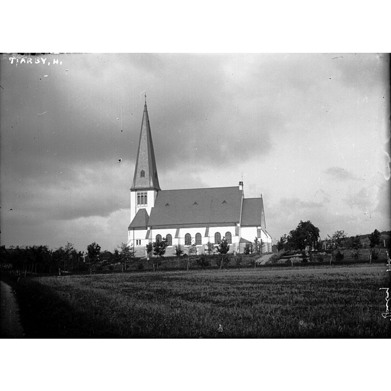 Source caption: "Tjärby kyrka [...] Kyrkan från söder."