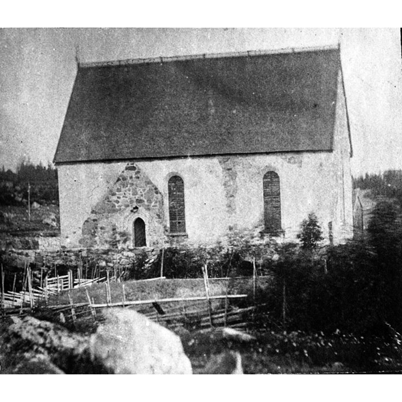 Source caption: "Enånger, gamla kyrkan [...] Kyrkan från söder."