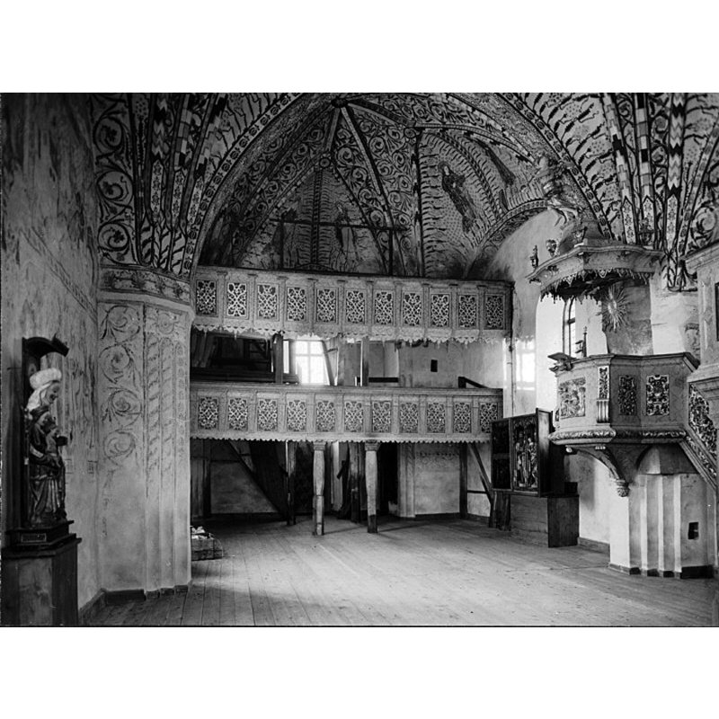 Source caption: "Enånger, gamla kyrkan [...] Interiör mot nordväst."