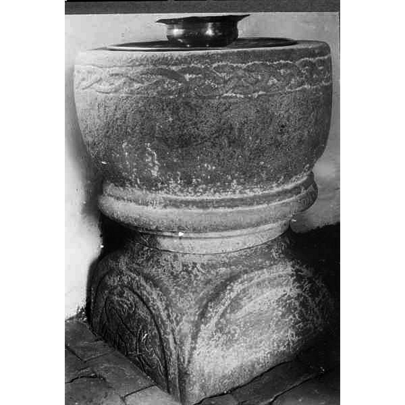 Source caption: "Barkåkra kyrka [...] Dopfunt."