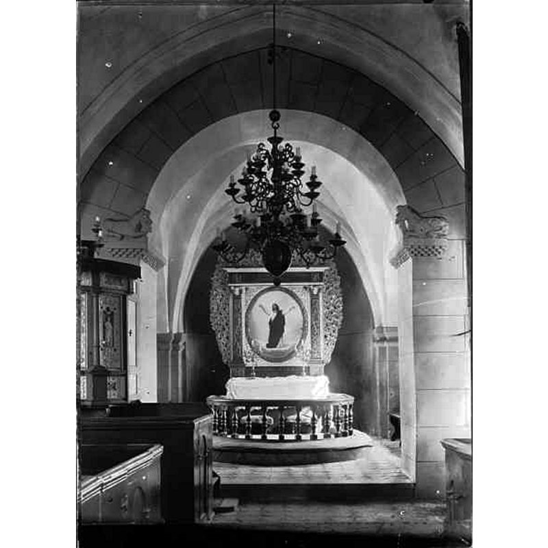 Source caption: "Hammarlövs kyrka [...] Interiör mot öster."