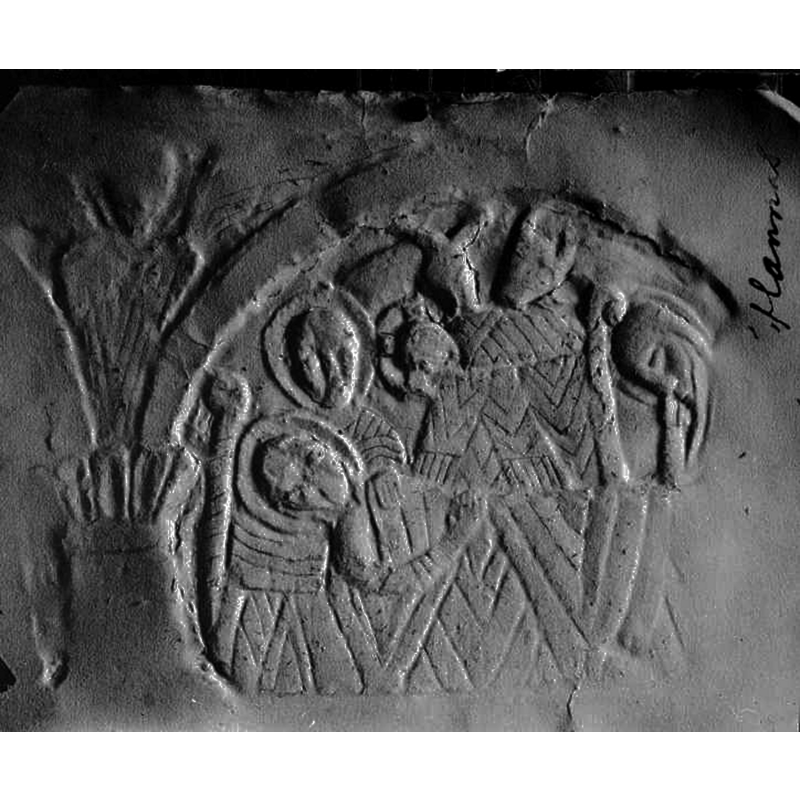 Source caption: "Hannas kyrka [...] Detalj av dopfunt av sandsten, i Sigrafs stil, Jesu barnsdomshistoria. Foto efter avklappning."