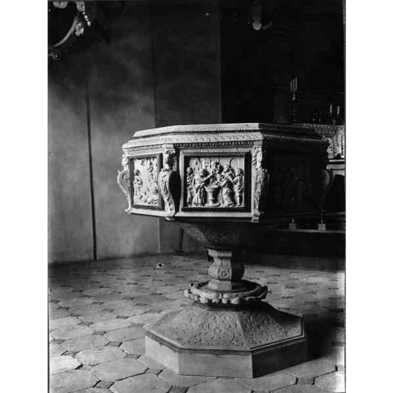 Source caption: Holmby kyrka [...] Dopfunt."