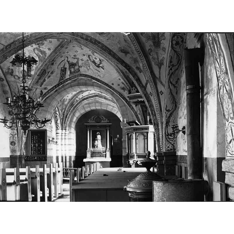 Source caption: "Conga kyrka [...] Interiör mot öster. "