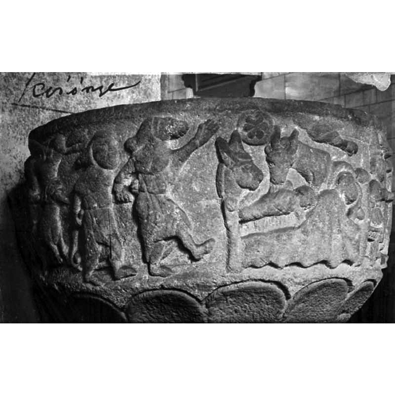 Source caption: "Kviinge kyrka [...] Medeltida dopfunt, detalj av cuppan."