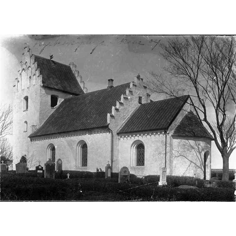 Source caption: "Kyrkoköpinge kyrka [...] Kyrkan från sydöst."