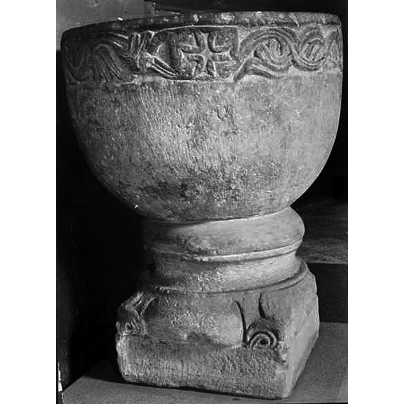Source caption: "Sofia Albertina kyrka [...] Dopfunt. Medeltida."