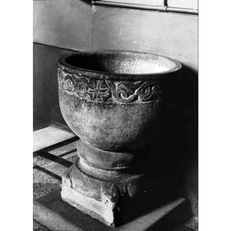 Source caption: "Sofia Albertina kyrka [...] Dopfunt. Medeltida."