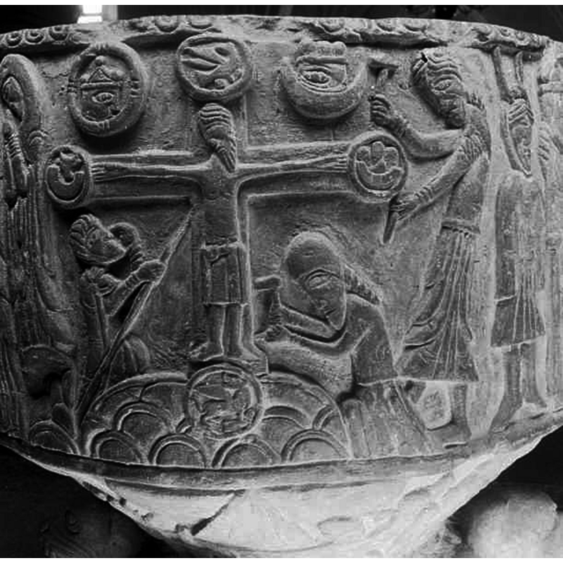 Source caption: "Löderups kyrka [...] Detalj av dopfunt av sandsten, avsmalnande uppåt, trattformig botten, utförd av Mäster Majestatis, slutet av 1100-talet."