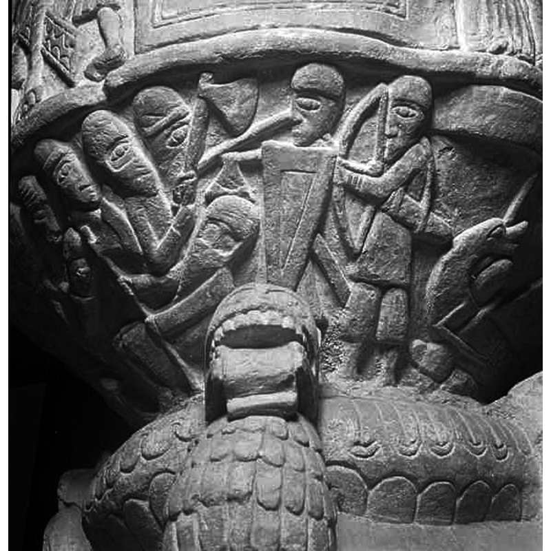 Source caption: "Löderups kyrka [...] Detalj av dopfunt av sandsten, avsmalnande uppåt, trattformig botten, utförd av Mäster Majestatis, slutet av 1100-talet."