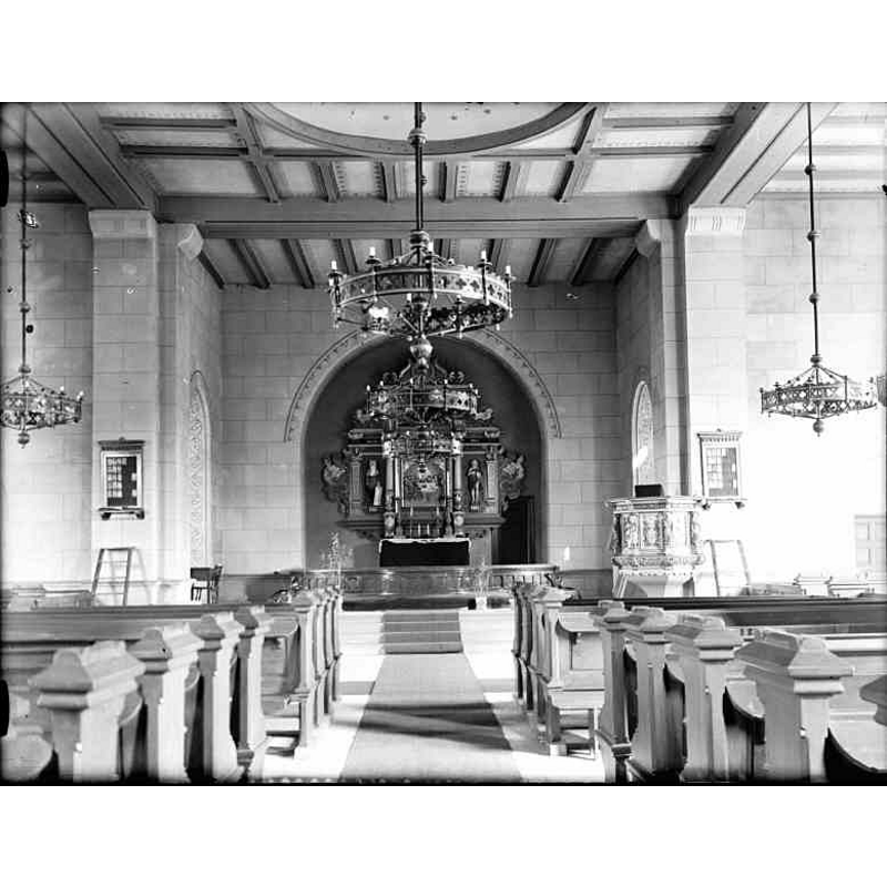 Source caption: "Södra Rörums kyrka [...] Interiör mot öster."