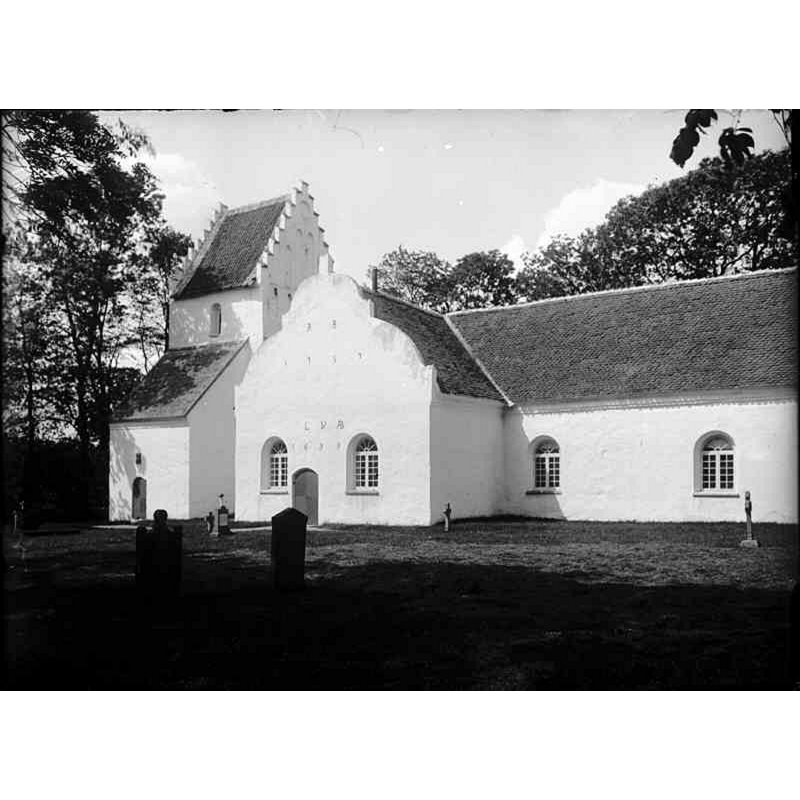 Source caption: "Sövde kyrka [...] Kyrkan från söder."