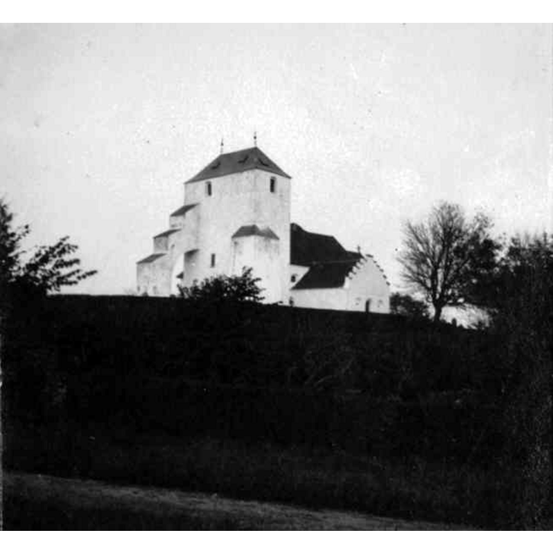 Source caption: "Vitaby kyrka [...] Kyrkan från sydväst."