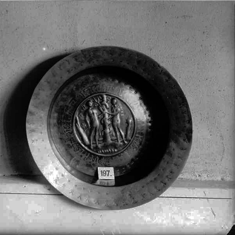 Source caption: "Vitaby kyrka [...] Dopfat av mässing, drivet arbete, 1500-talets slut."