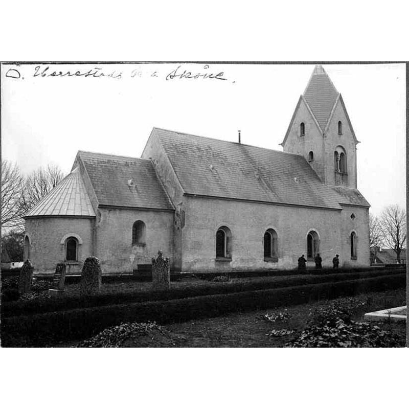 Source caption: "Östra Herrestads kyrka [...] Kyrkan från nordöst." -- showing the tower after its 1889 alteration from the Danish-style stepped top