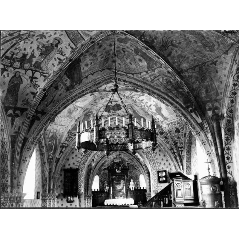 Source caption: "Östra Herrestads kyrka [...] Interiör mot öster."