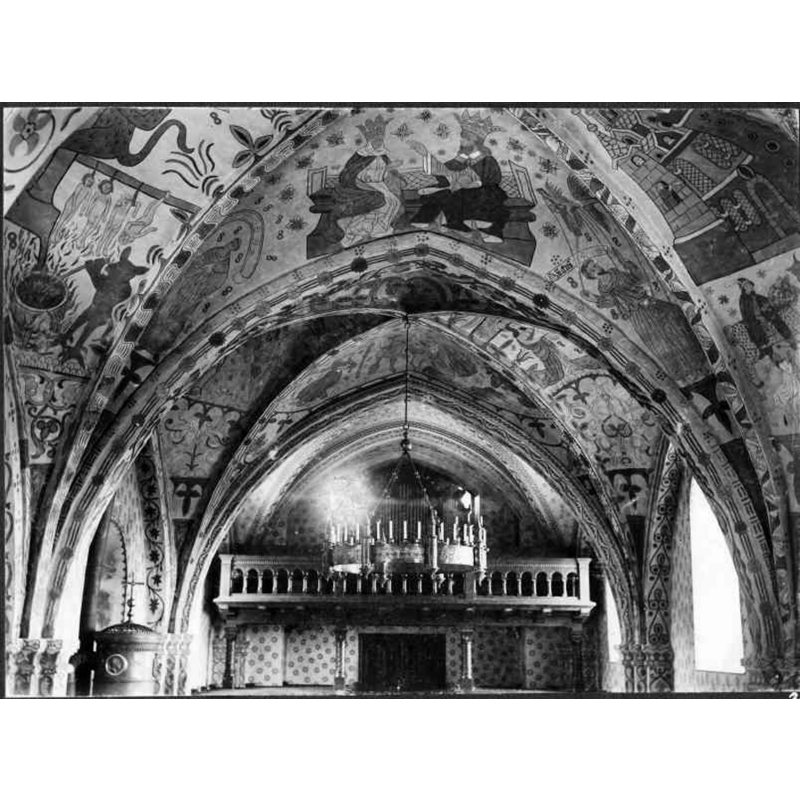 Source caption: "Östra Herrestads kyrka [...] Interiör mot väster."