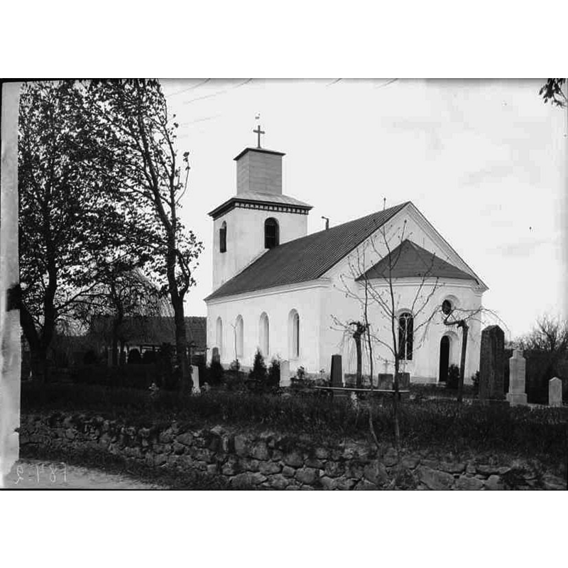 Source caption: "Östra Ljungby kyrka"