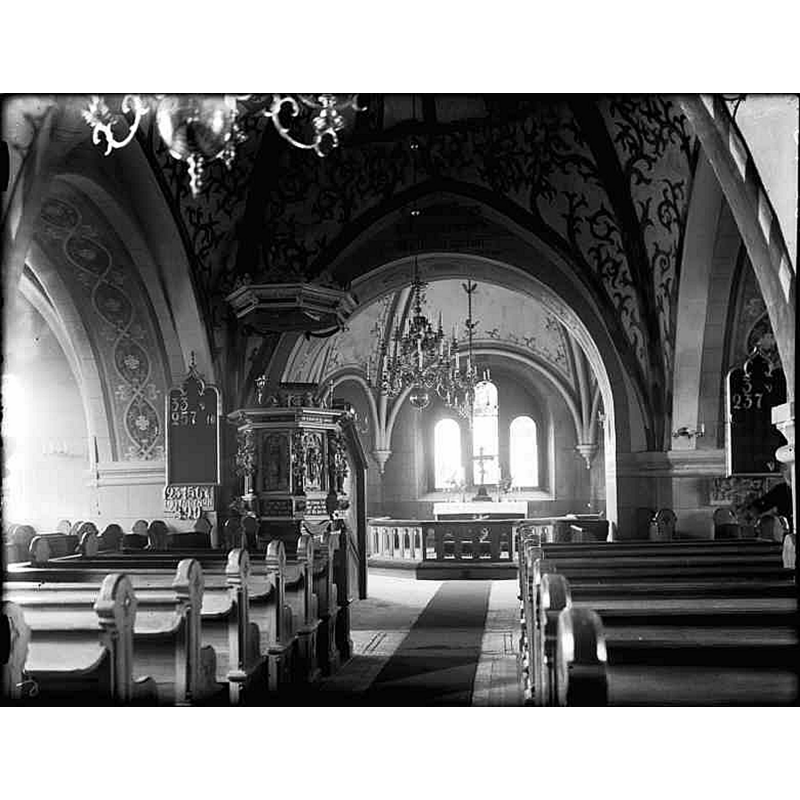 Source caption: "Östra Vemmenhögs kyrka [...] Interiör mot öster."