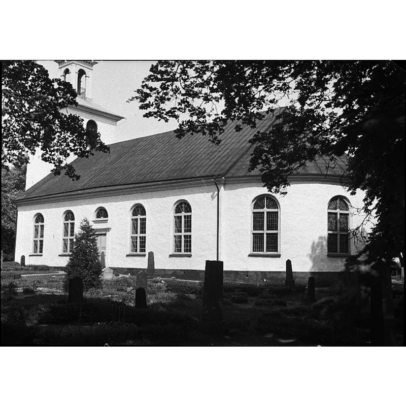 Source caption: "Voxtorps kyrka [...] Kyrkan mot sydöst."