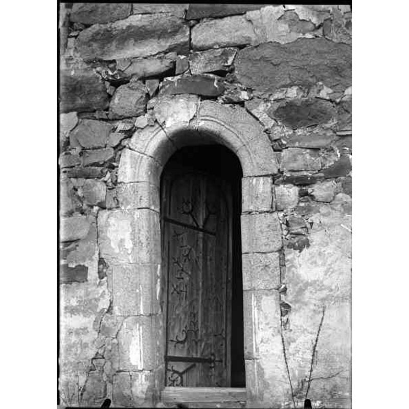 Source caption; "Hemmesjö gamla kyrka" -- 12thC church; abandoned 1854