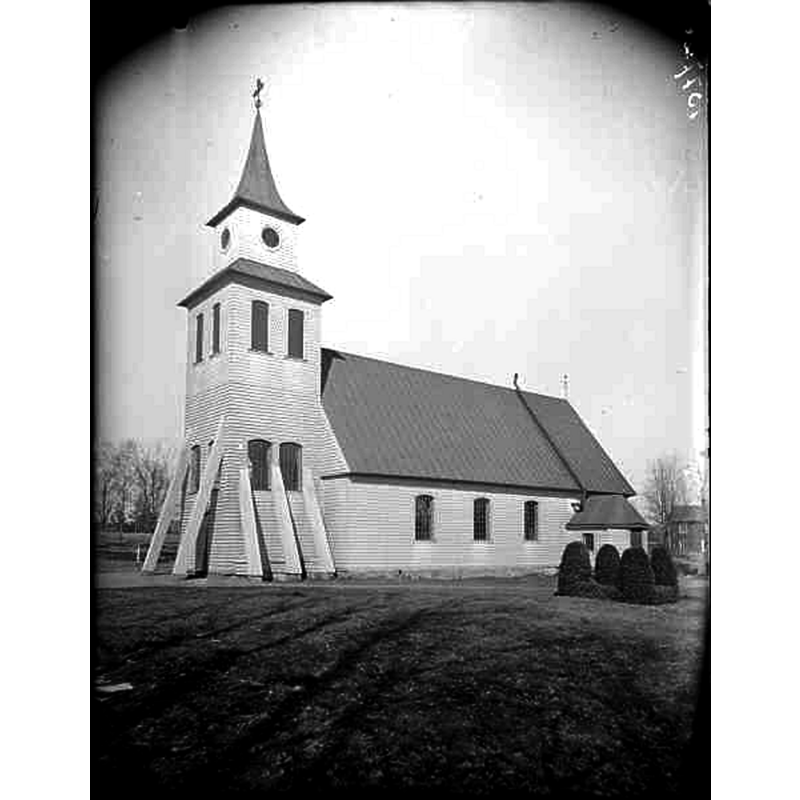 Source caption: "Mulseryds kyrka [...] Kyrkan mot sydväst, före restaureringen 1929-30."
