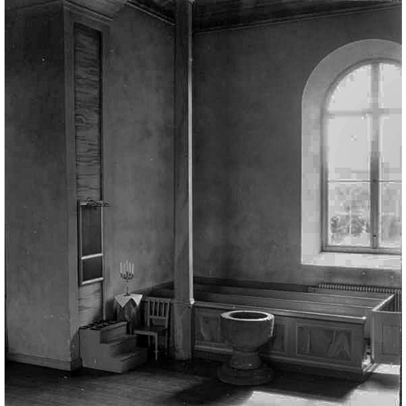 Source caption: "Traryds kyrka [...] Interiör mot sydöst."
