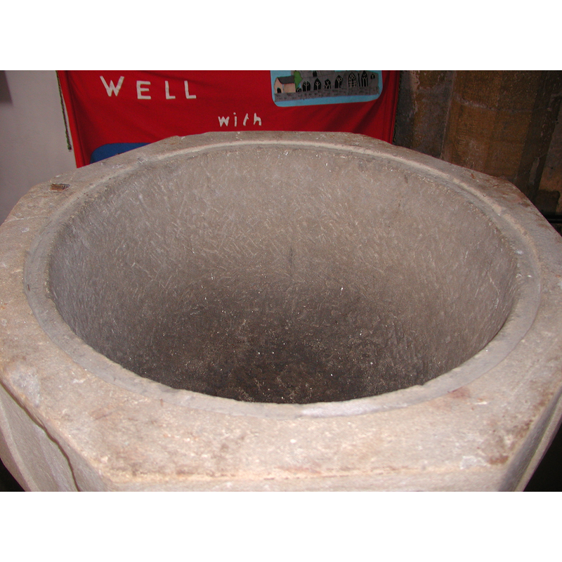 note the wear marks on the upper surface of the rim; the lining is recent