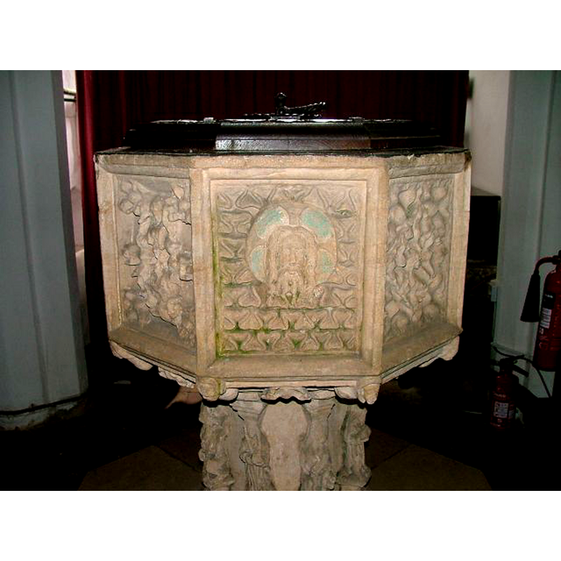 on alternate sides of the octagonal basin