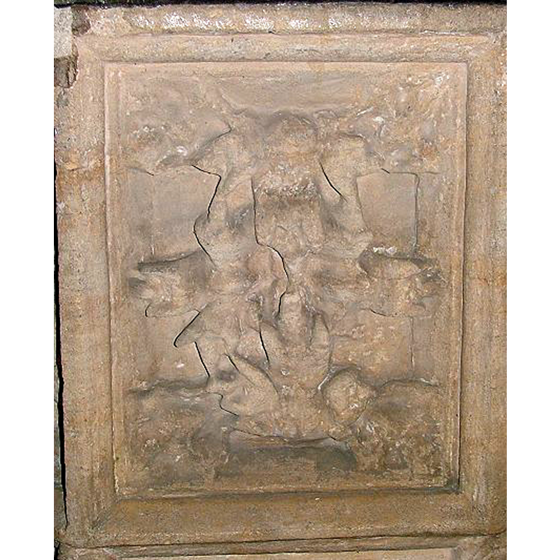 on the panels to the right and left of Christ's head