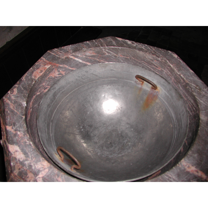 note the ugly removable metal bowl -- the modern font by Butterfield