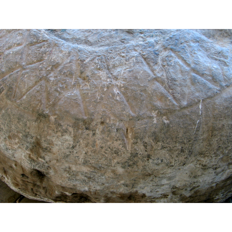 [or zigzag, saw-tooth, etc.]